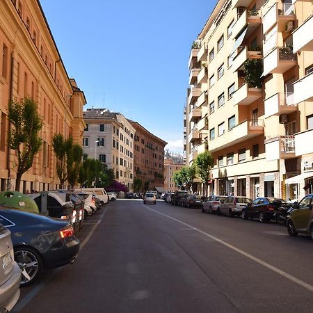 The Voice Of The Pope Apartment Roma Exterior foto