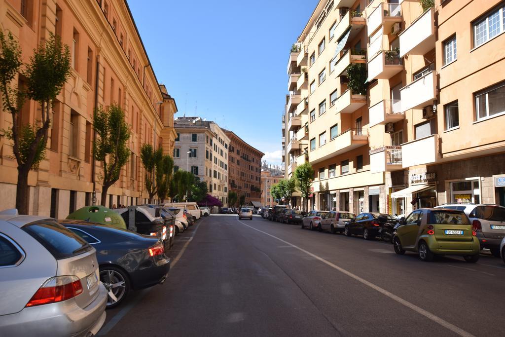 The Voice Of The Pope Apartment Roma Exterior foto